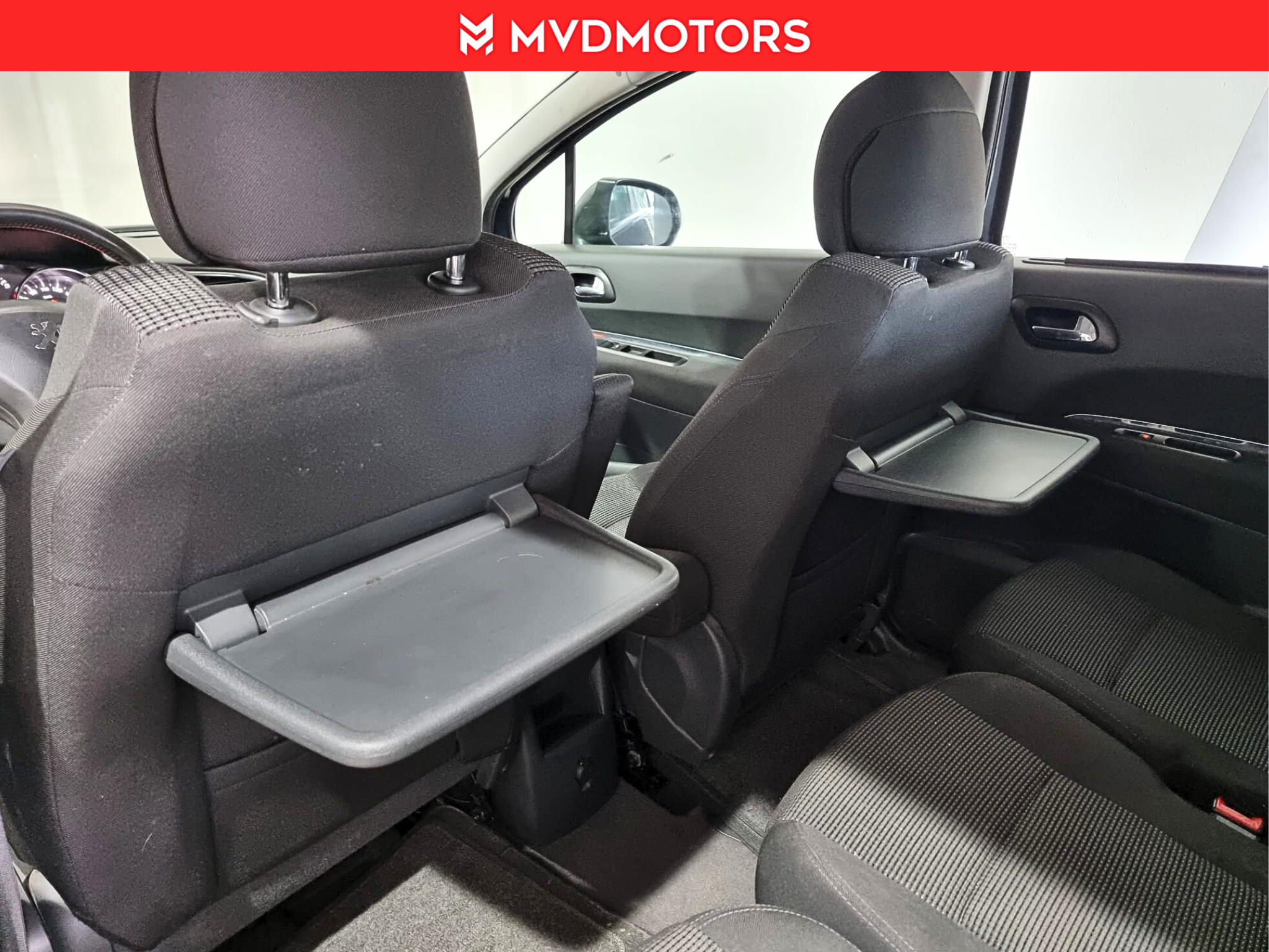 Peugeot 5008 — foto 12