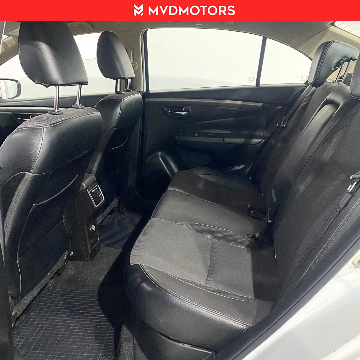 Suzuki Ciaz  GLX — foto 11