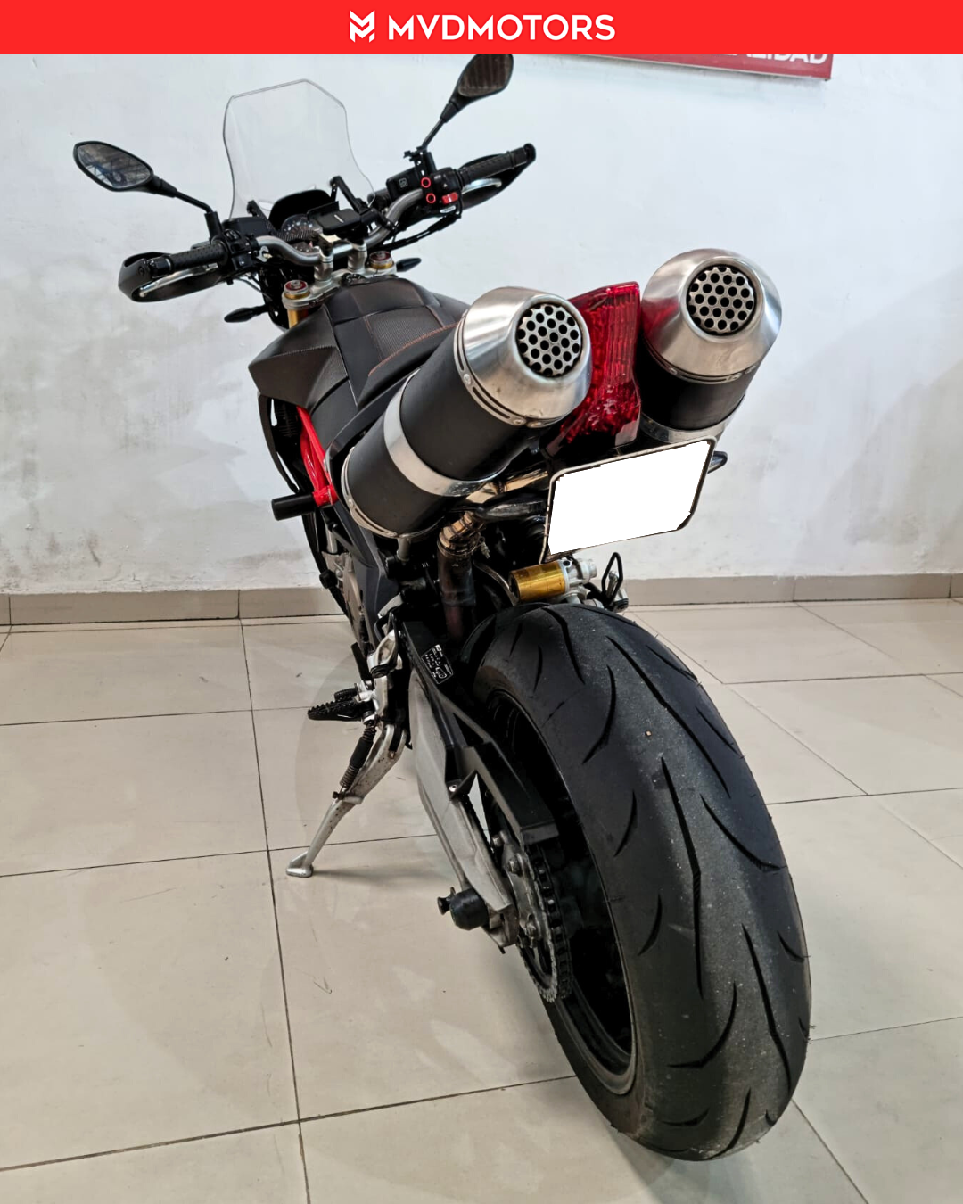Aprilia Dorsoduro 750 Factory — foto 3