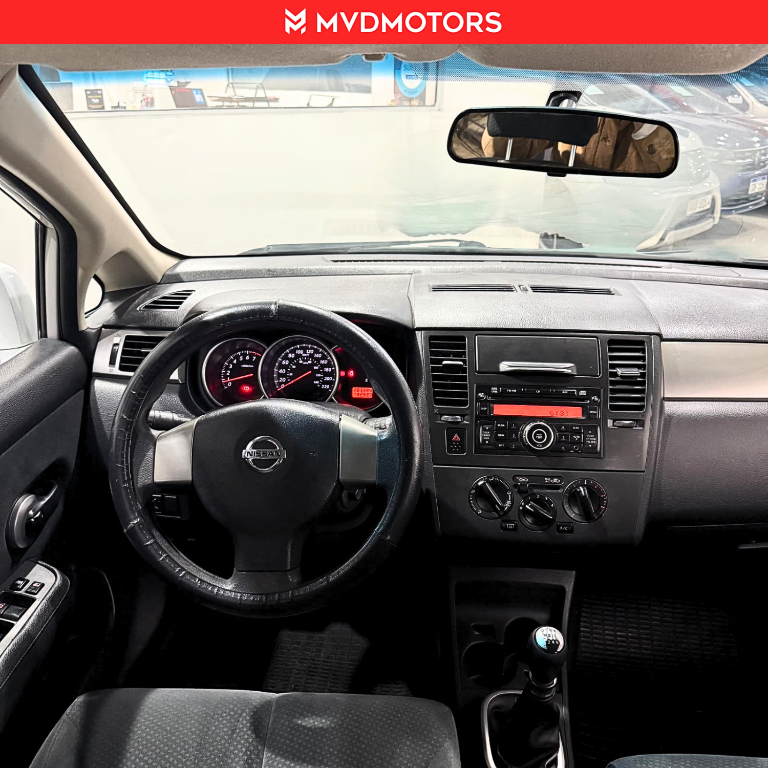 Nissan Tiida hb — foto 10